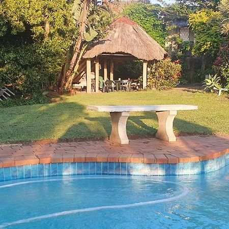 23 Ambleside Holiday Retreat By The Sea Port Shepstone Bagian luar foto